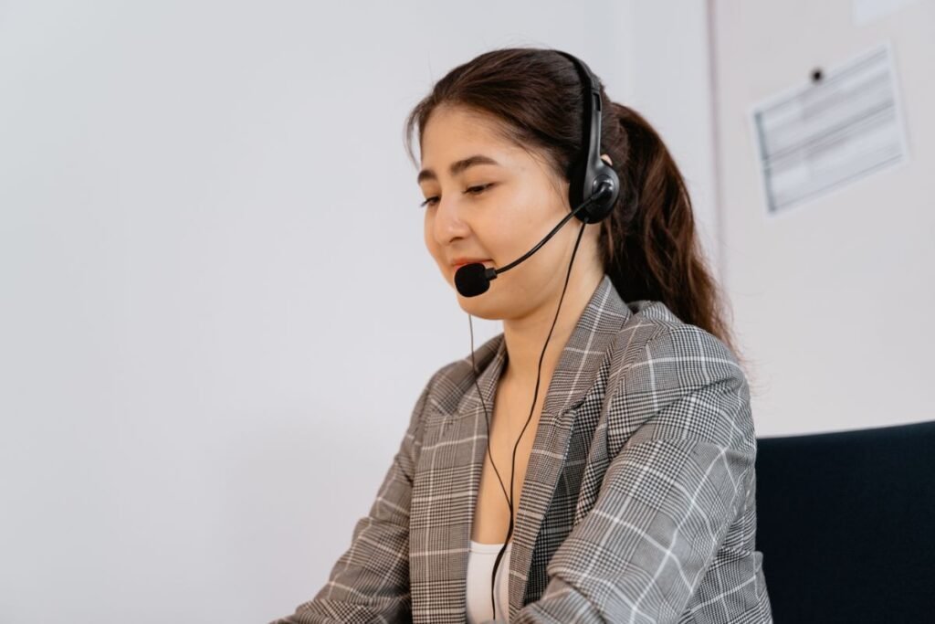 customer-service-2