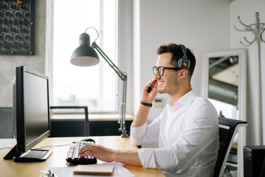 customer-service-3
